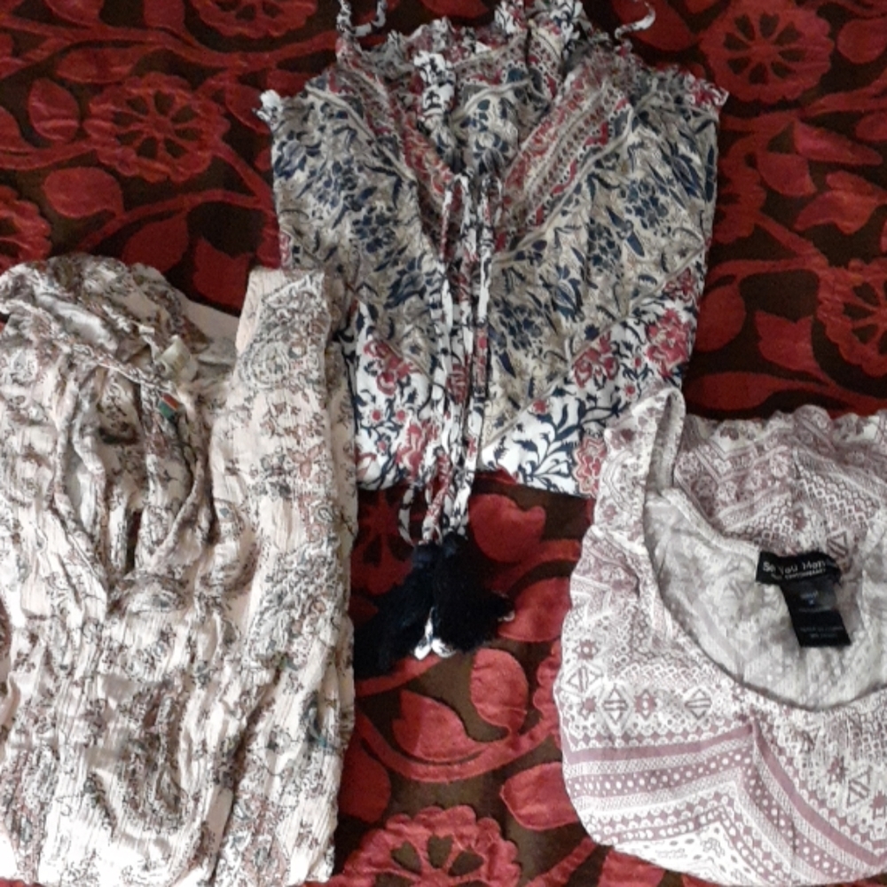 Rompers - Picture 2 of 4